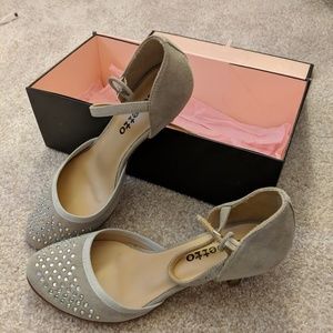 Repetto gray suede kitten heels 37